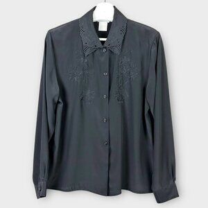 Vintage Lace Collar Embroidered Front Blouse Black
